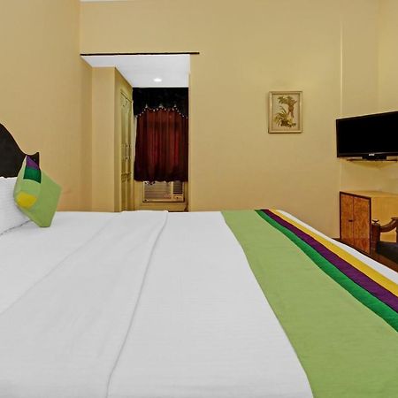 Treebo Mira Inn Calcutta Exterior foto