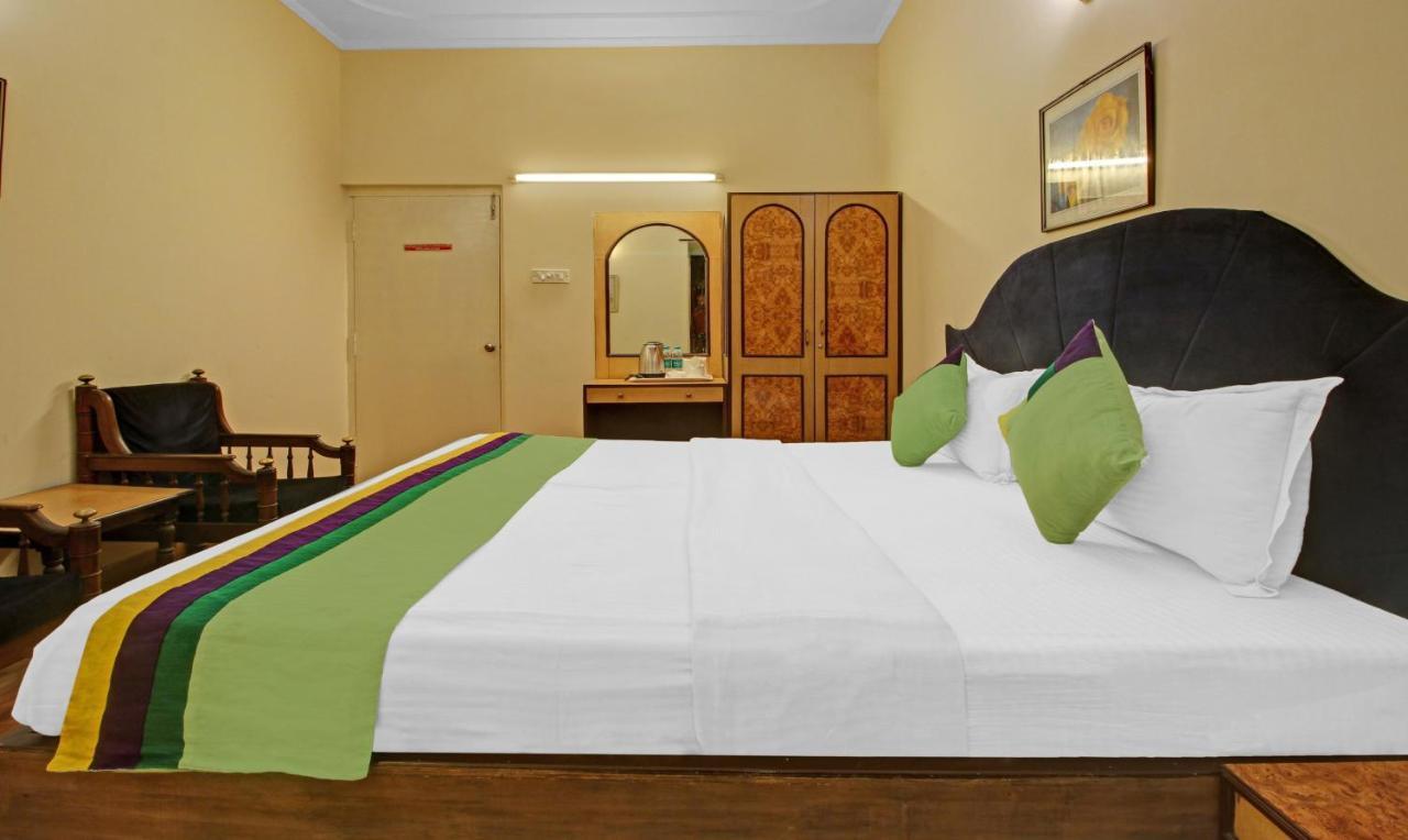 Treebo Mira Inn Calcutta Exterior foto