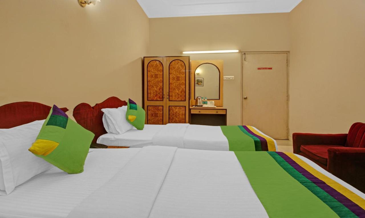 Treebo Mira Inn Calcutta Exterior foto