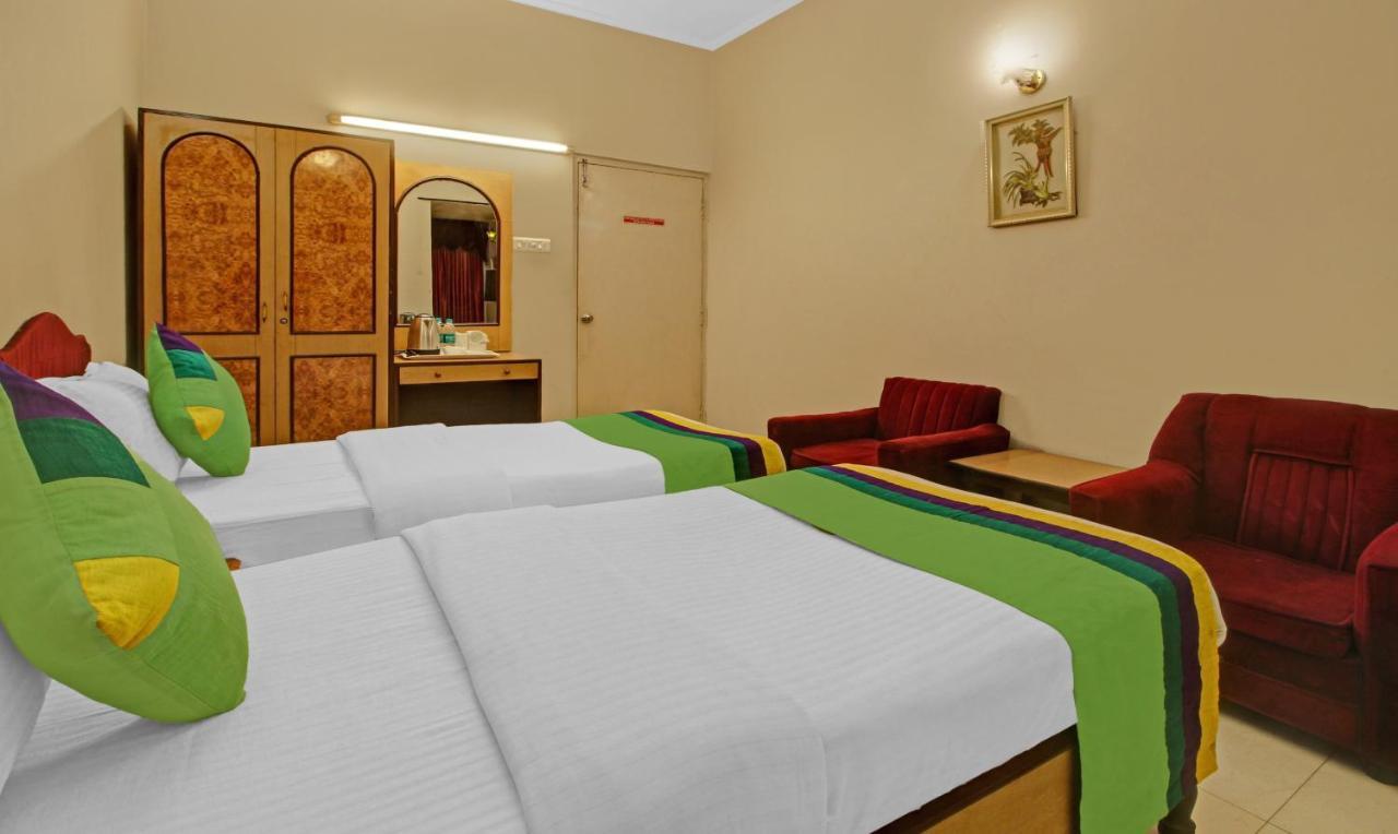 Treebo Mira Inn Calcutta Exterior foto